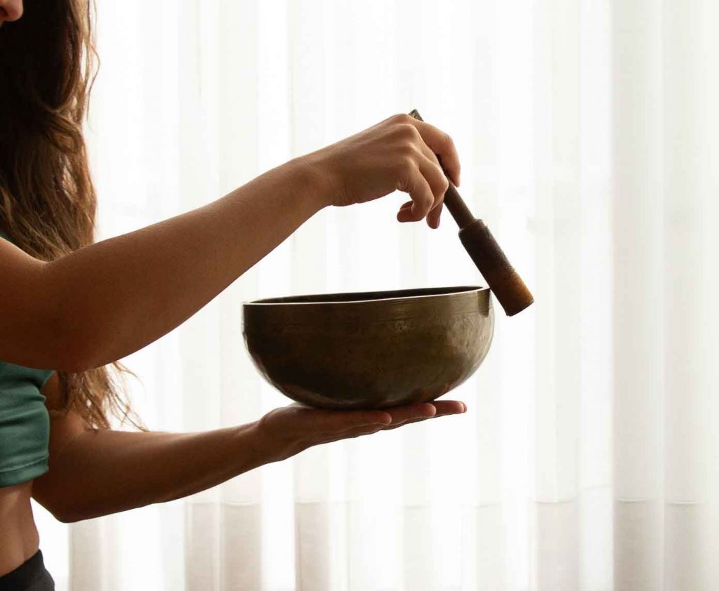 vollesglückvoraus yoga happiness training klangschale weingarten ravensburg oberschwaben somatisches yoga